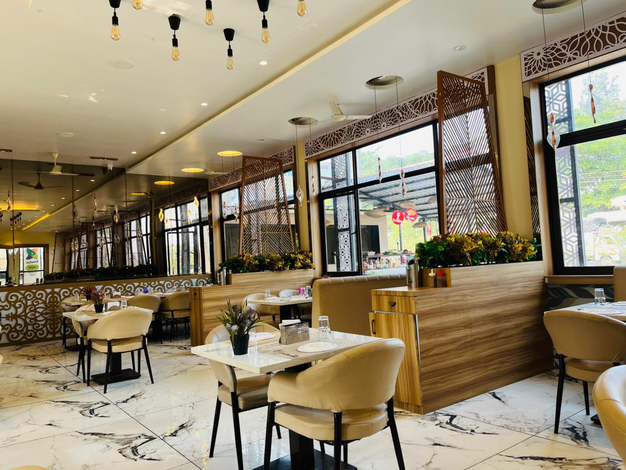 Elegant Banquet Space